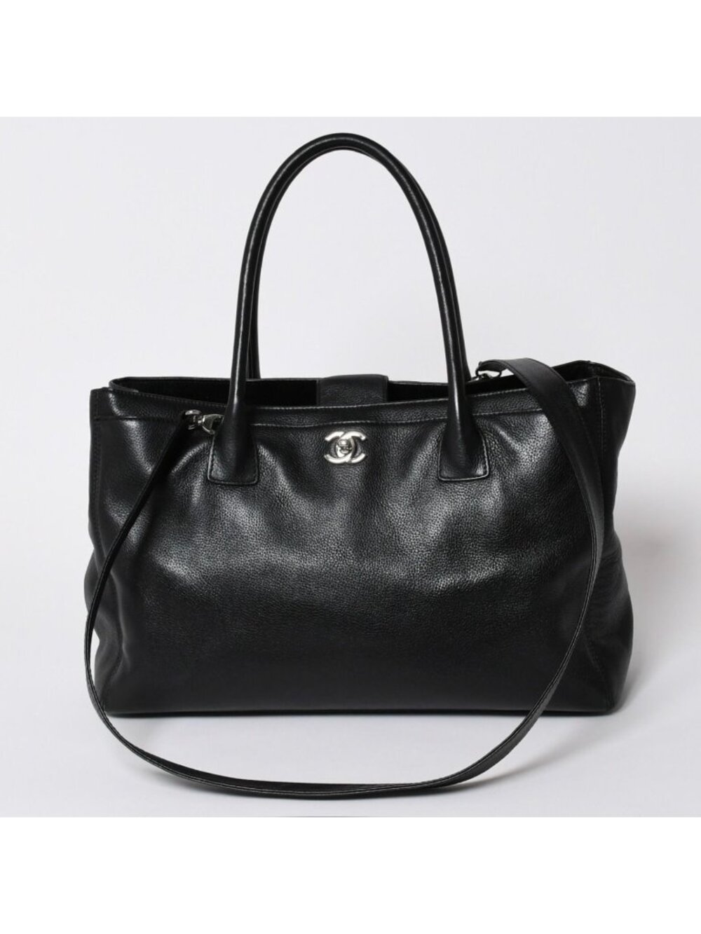 Chanel Executive Tote Bag Medium CC Logo Caviar Leather Black